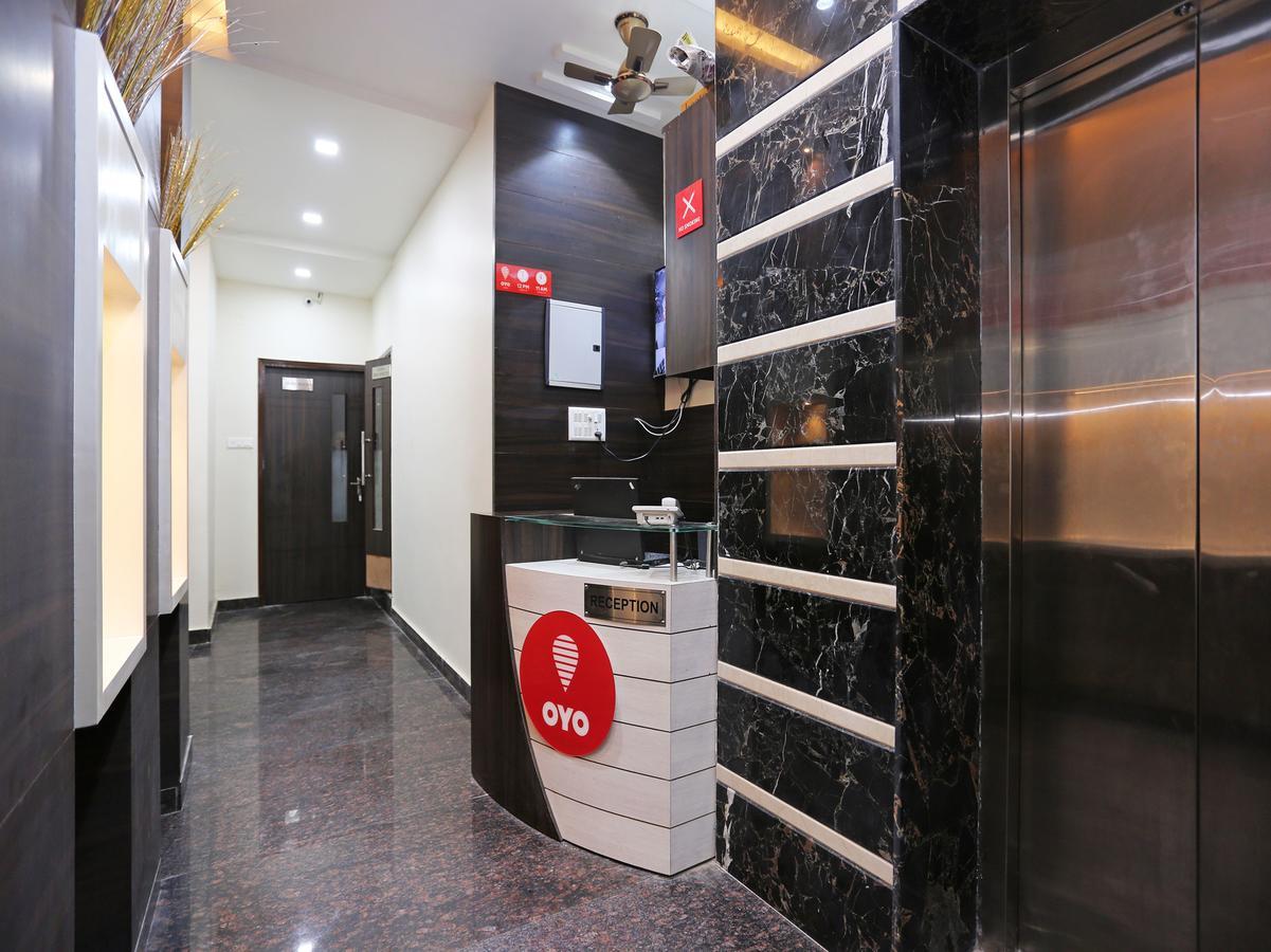 Oyo 10360 Hotel Grand Manoranjan Gorakhpur Exterior foto