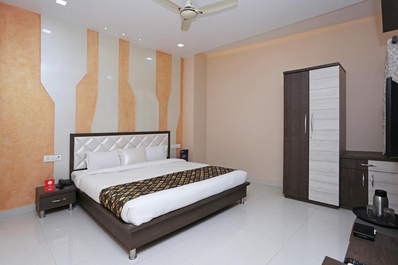 Oyo 10360 Hotel Grand Manoranjan Gorakhpur Exterior foto
